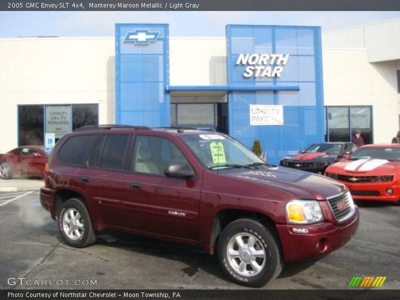 Monterey Maroon Metallic / Light Gray 2005 GMC Envoy SLT 4x4
