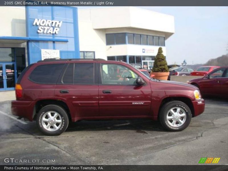 Monterey Maroon Metallic / Light Gray 2005 GMC Envoy SLT 4x4
