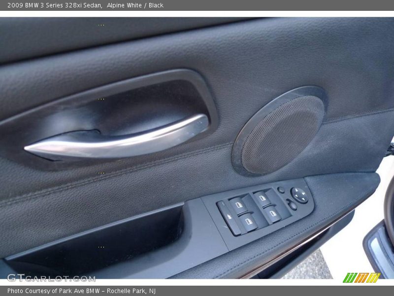Alpine White / Black 2009 BMW 3 Series 328xi Sedan