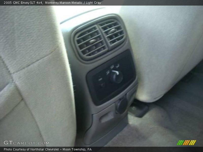 Monterey Maroon Metallic / Light Gray 2005 GMC Envoy SLT 4x4