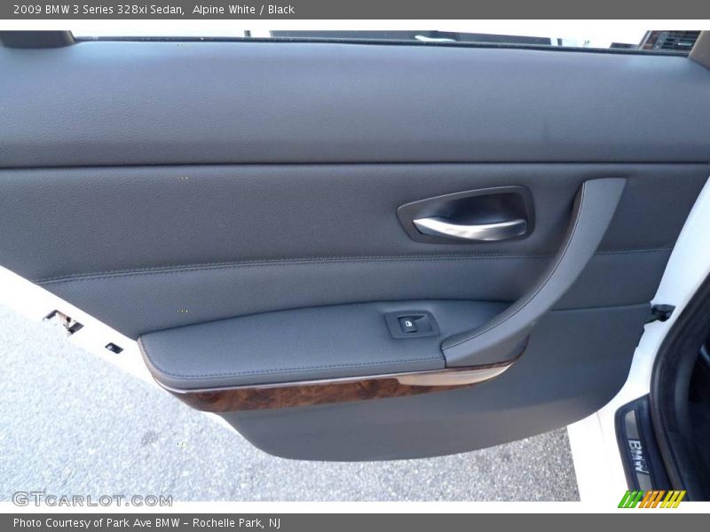 Alpine White / Black 2009 BMW 3 Series 328xi Sedan