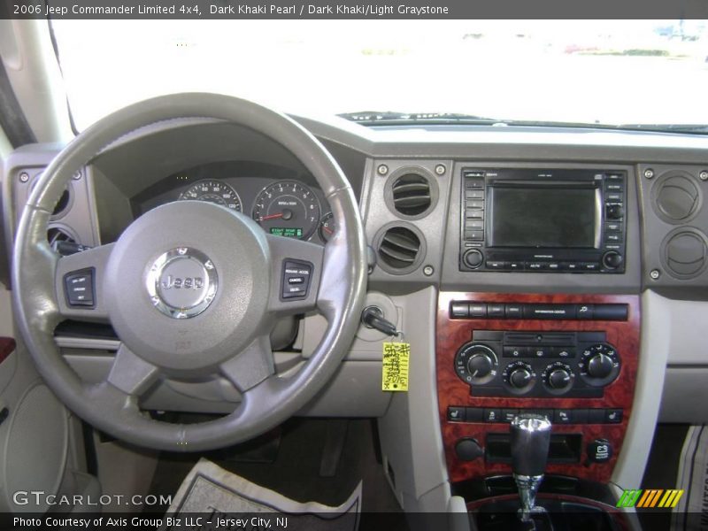 Dark Khaki Pearl / Dark Khaki/Light Graystone 2006 Jeep Commander Limited 4x4