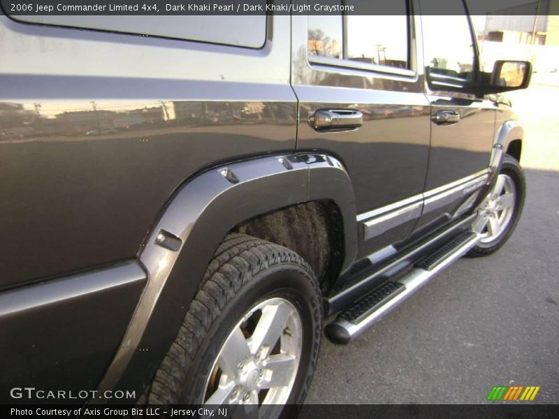 Dark Khaki Pearl / Dark Khaki/Light Graystone 2006 Jeep Commander Limited 4x4