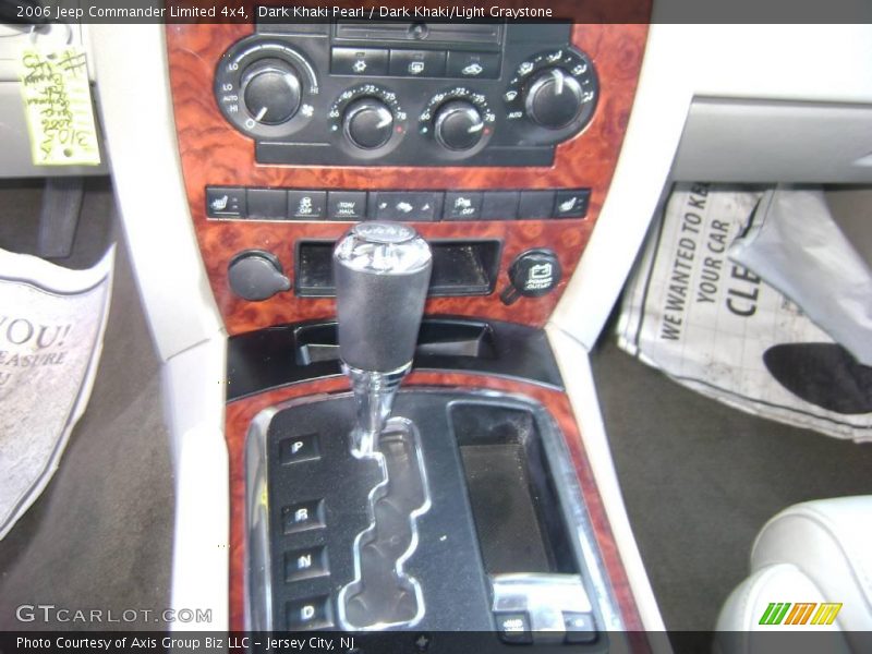 Dark Khaki Pearl / Dark Khaki/Light Graystone 2006 Jeep Commander Limited 4x4