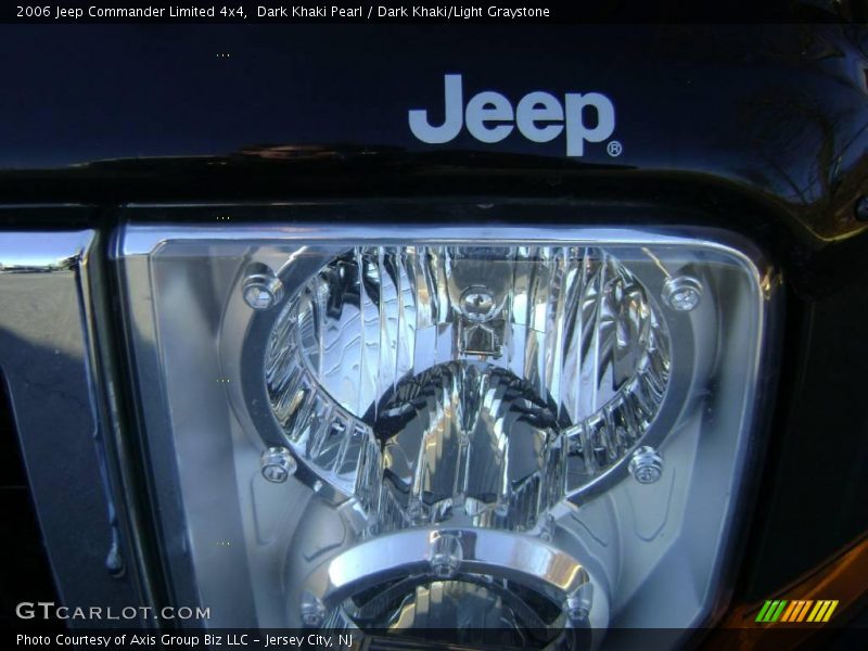Dark Khaki Pearl / Dark Khaki/Light Graystone 2006 Jeep Commander Limited 4x4
