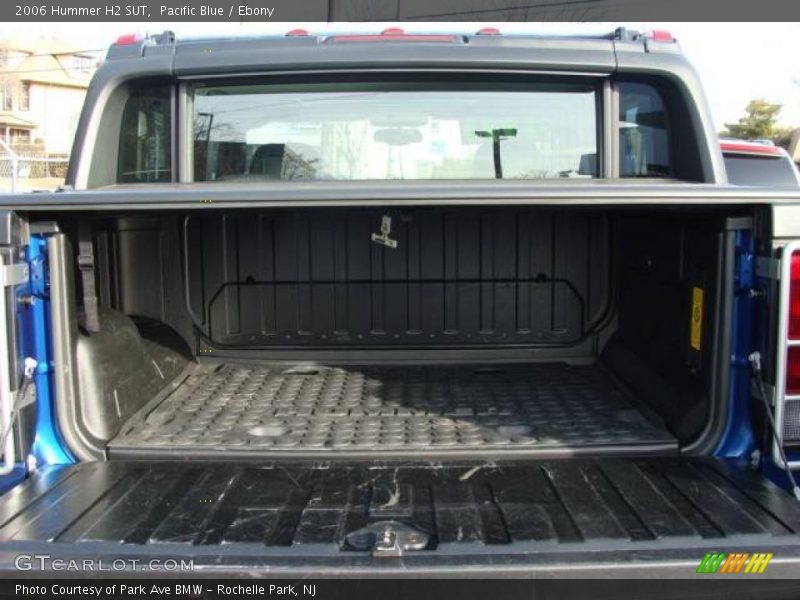 Pacific Blue / Ebony 2006 Hummer H2 SUT