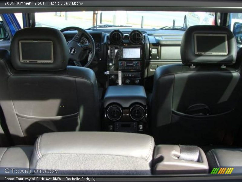 Pacific Blue / Ebony 2006 Hummer H2 SUT