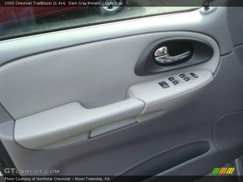 Dark Gray Metallic / Light Gray 2006 Chevrolet TrailBlazer LS 4x4