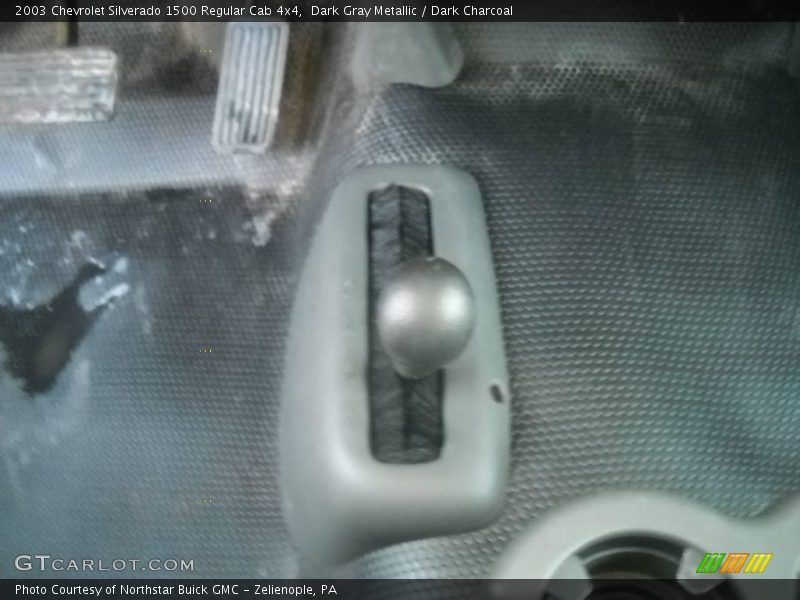 Dark Gray Metallic / Dark Charcoal 2003 Chevrolet Silverado 1500 Regular Cab 4x4