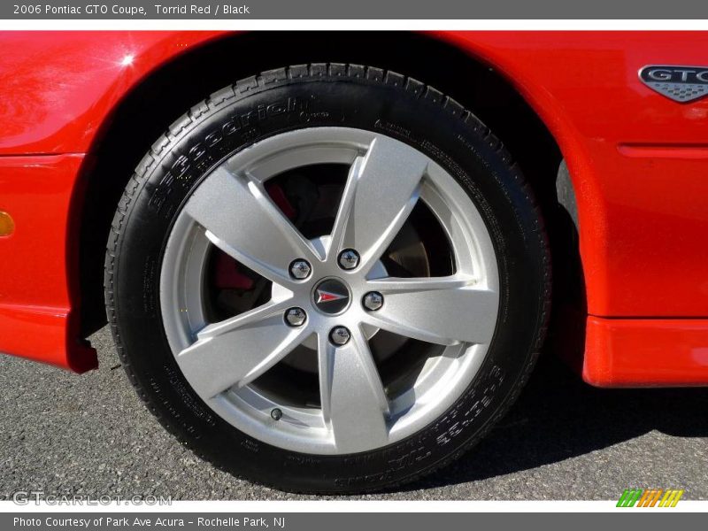 Torrid Red / Black 2006 Pontiac GTO Coupe