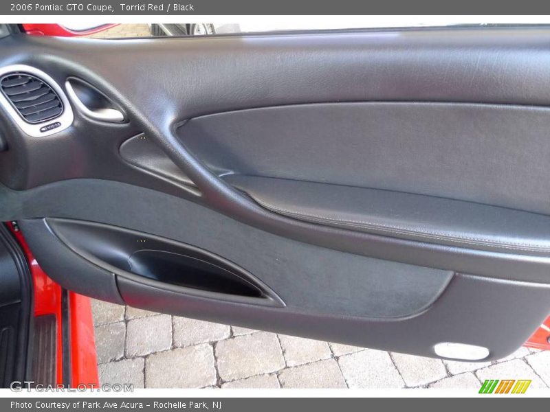 Torrid Red / Black 2006 Pontiac GTO Coupe