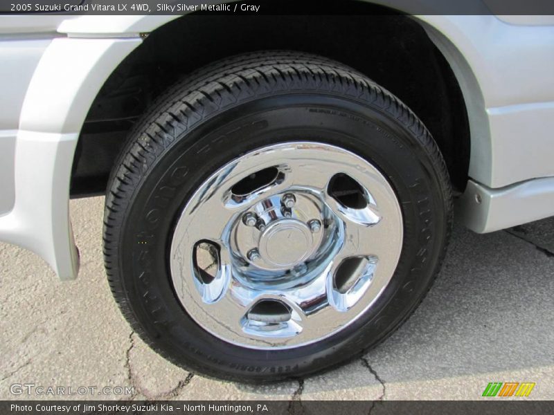 Silky Silver Metallic / Gray 2005 Suzuki Grand Vitara LX 4WD