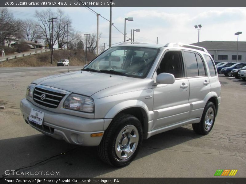 Silky Silver Metallic / Gray 2005 Suzuki Grand Vitara LX 4WD
