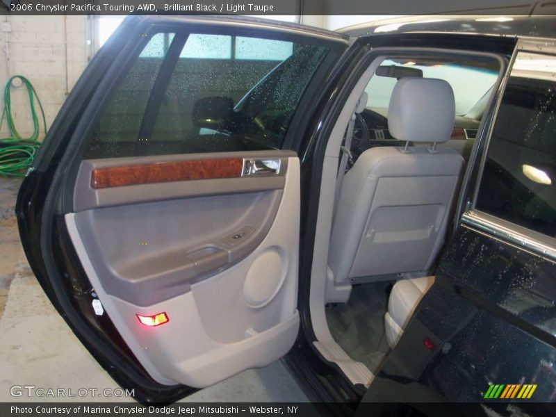 Brilliant Black / Light Taupe 2006 Chrysler Pacifica Touring AWD