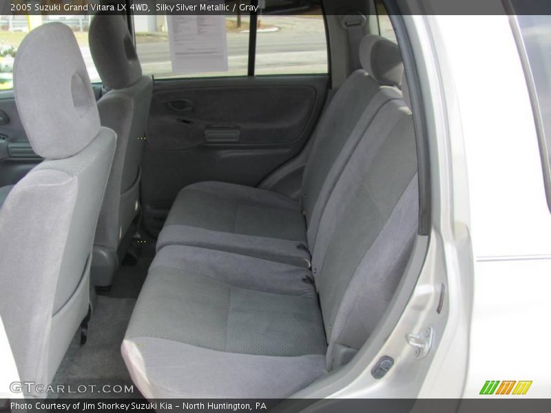 Silky Silver Metallic / Gray 2005 Suzuki Grand Vitara LX 4WD