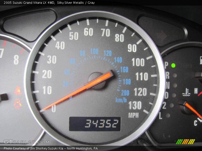 Silky Silver Metallic / Gray 2005 Suzuki Grand Vitara LX 4WD