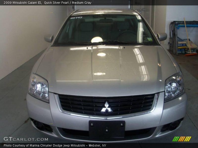 Quick Silver Pearl / Medium Gray 2009 Mitsubishi Galant ES