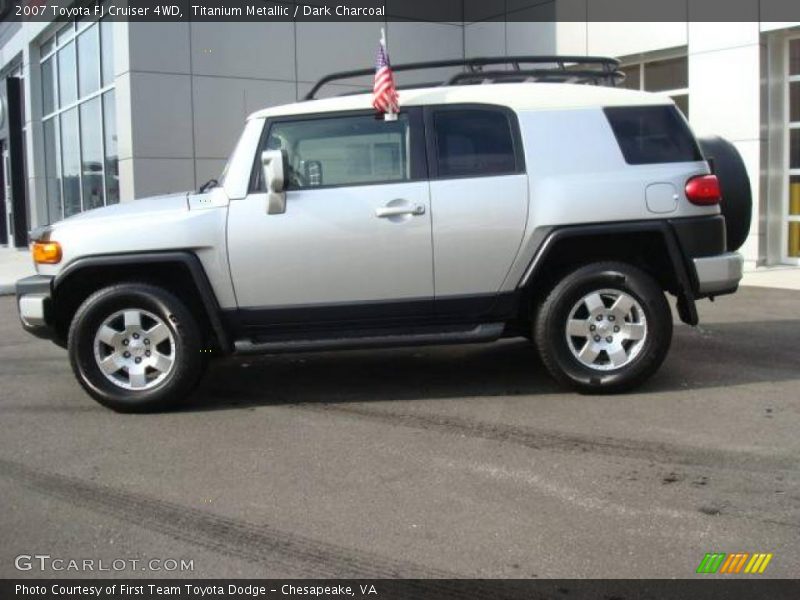 Titanium Metallic / Dark Charcoal 2007 Toyota FJ Cruiser 4WD