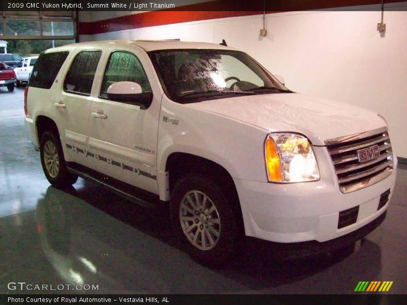 Summit White / Light Titanium 2009 GMC Yukon Hybrid