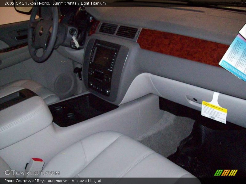 Summit White / Light Titanium 2009 GMC Yukon Hybrid