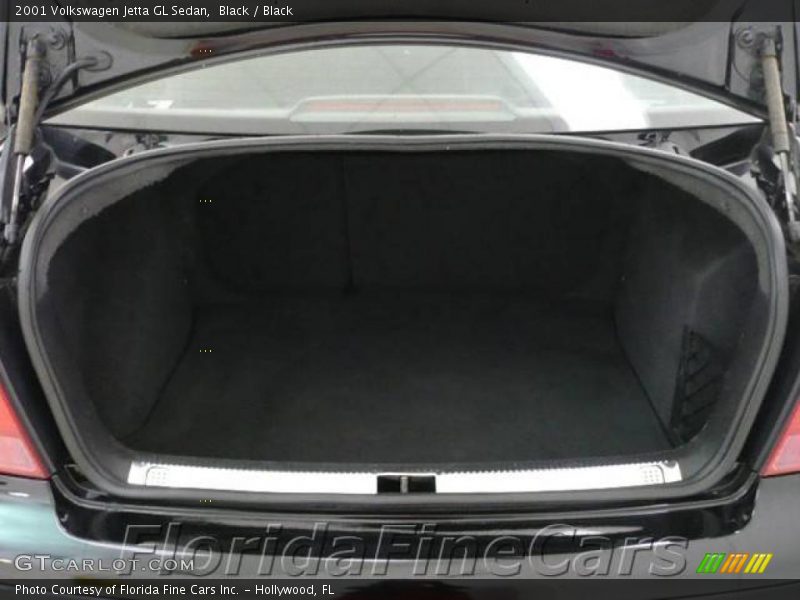 Black / Black 2001 Volkswagen Jetta GL Sedan
