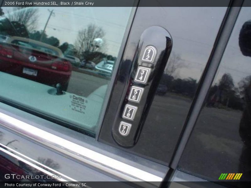 Black / Shale Grey 2006 Ford Five Hundred SEL