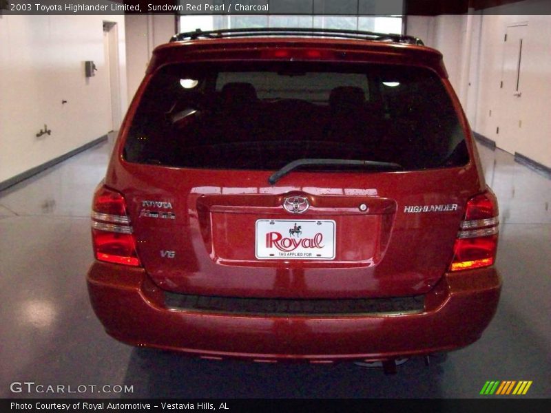 Sundown Red Pearl / Charcoal 2003 Toyota Highlander Limited