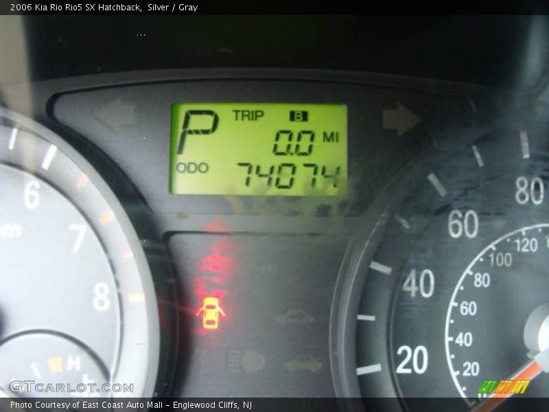 Silver / Gray 2006 Kia Rio Rio5 SX Hatchback
