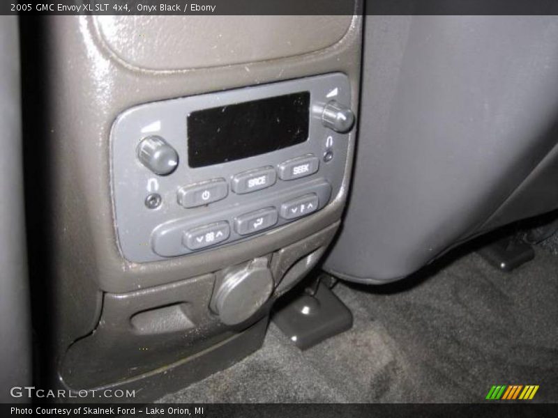 Onyx Black / Ebony 2005 GMC Envoy XL SLT 4x4