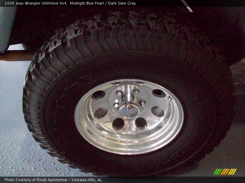 Midnight Blue Pearl / Dark Slate Gray 2006 Jeep Wrangler Unlimited 4x4