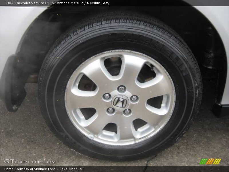 Silverstone Metallic / Medium Gray 2004 Chevrolet Venture LS