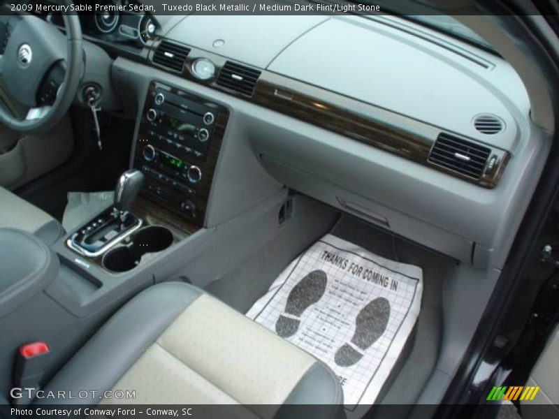 Tuxedo Black Metallic / Medium Dark Flint/Light Stone 2009 Mercury Sable Premier Sedan
