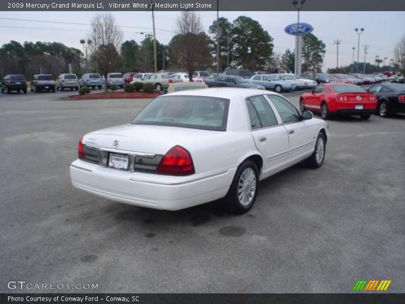 Vibrant White / Medium Light Stone 2009 Mercury Grand Marquis LS