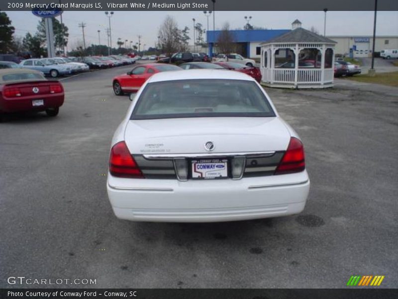 Vibrant White / Medium Light Stone 2009 Mercury Grand Marquis LS