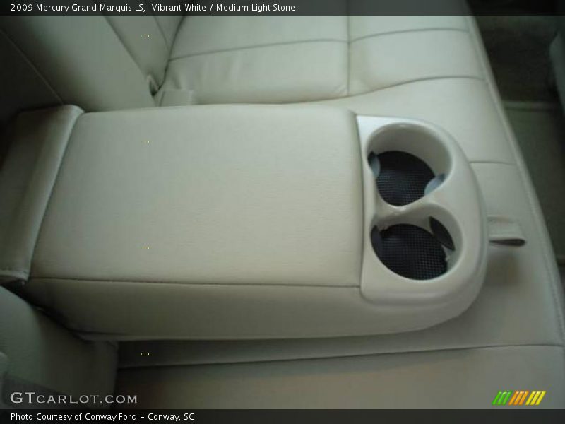 Vibrant White / Medium Light Stone 2009 Mercury Grand Marquis LS