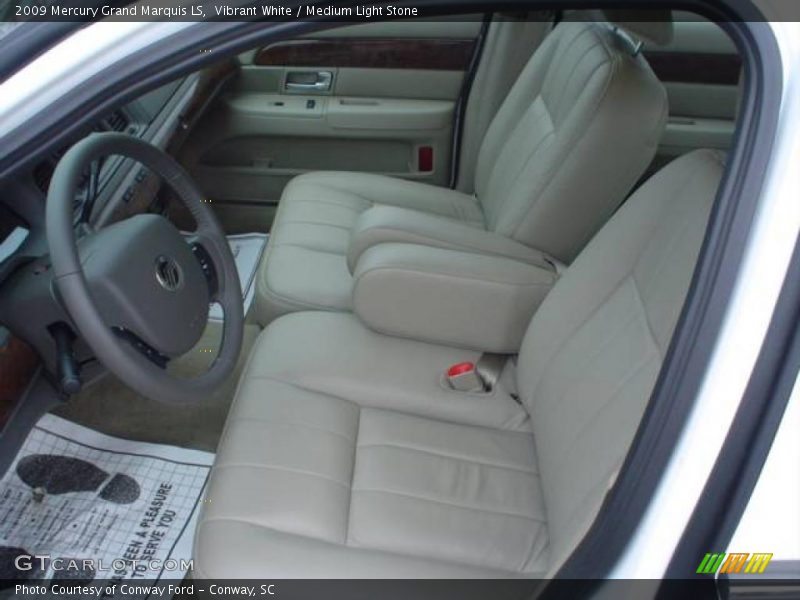 Vibrant White / Medium Light Stone 2009 Mercury Grand Marquis LS
