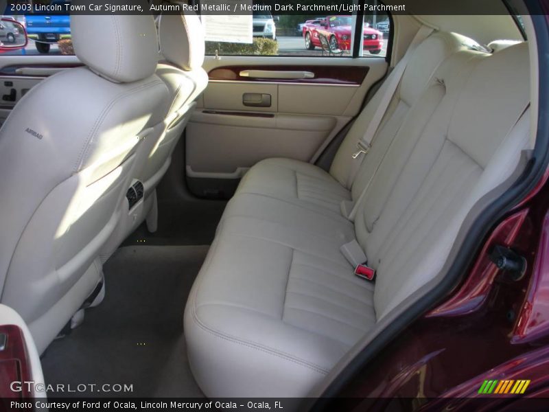 Autumn Red Metallic / Medium Dark Parchment/Light Parchment 2003 Lincoln Town Car Signature