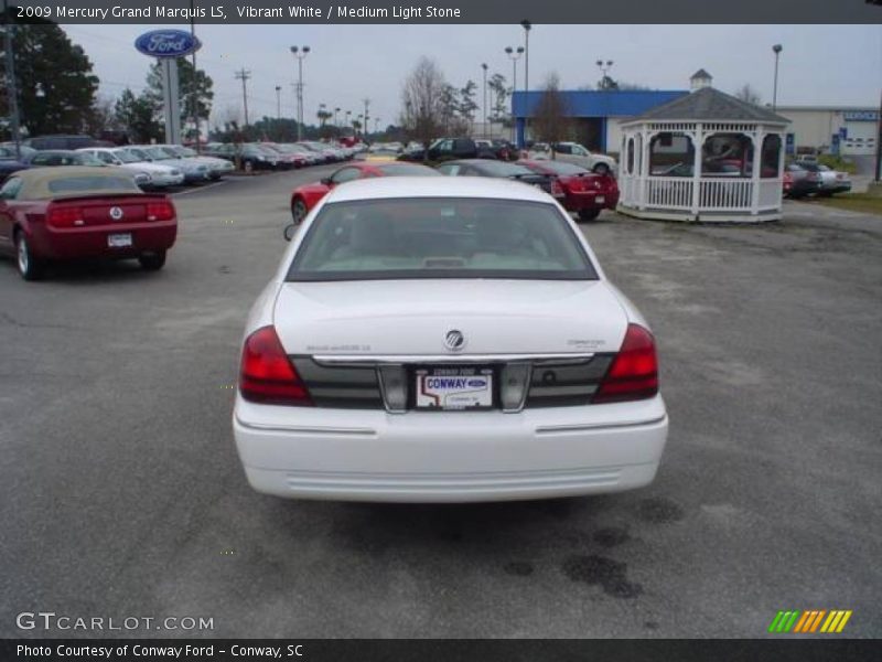 Vibrant White / Medium Light Stone 2009 Mercury Grand Marquis LS
