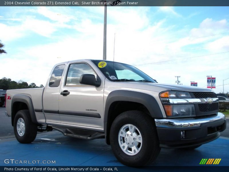 Silver Birch Metallic / Sport Pewter 2004 Chevrolet Colorado Z71 Extended Cab