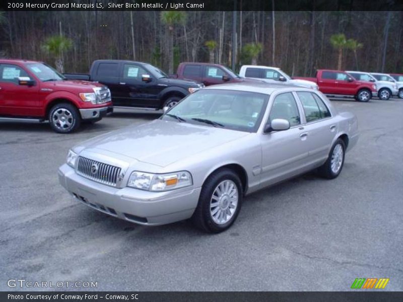Silver Birch Metallic / Light Camel 2009 Mercury Grand Marquis LS