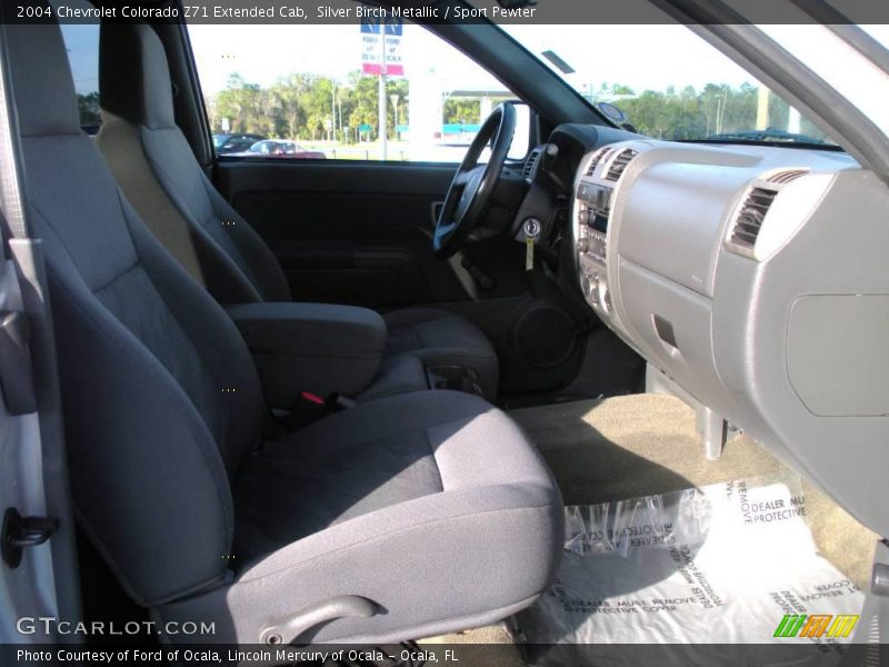 Silver Birch Metallic / Sport Pewter 2004 Chevrolet Colorado Z71 Extended Cab