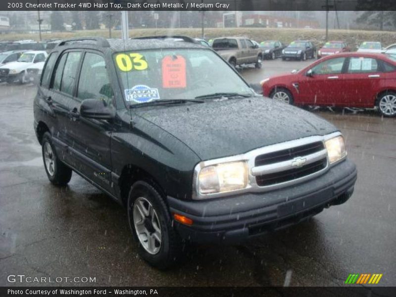 Dark Green Metallic / Medium Gray 2003 Chevrolet Tracker 4WD Hard Top