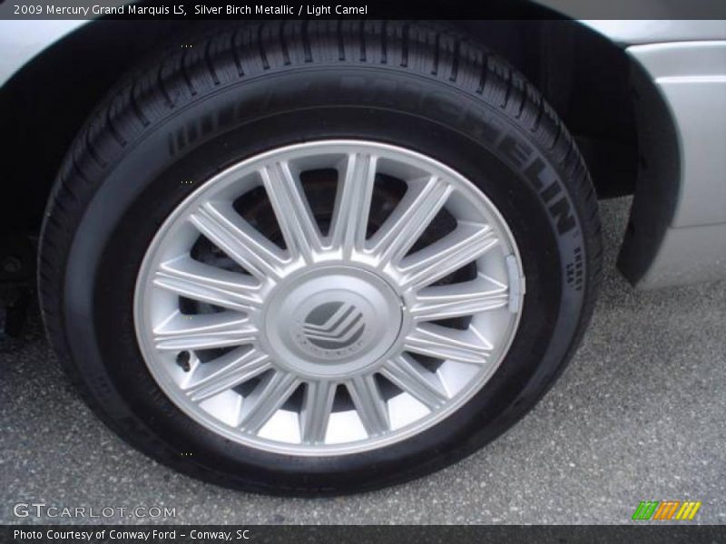 Silver Birch Metallic / Light Camel 2009 Mercury Grand Marquis LS