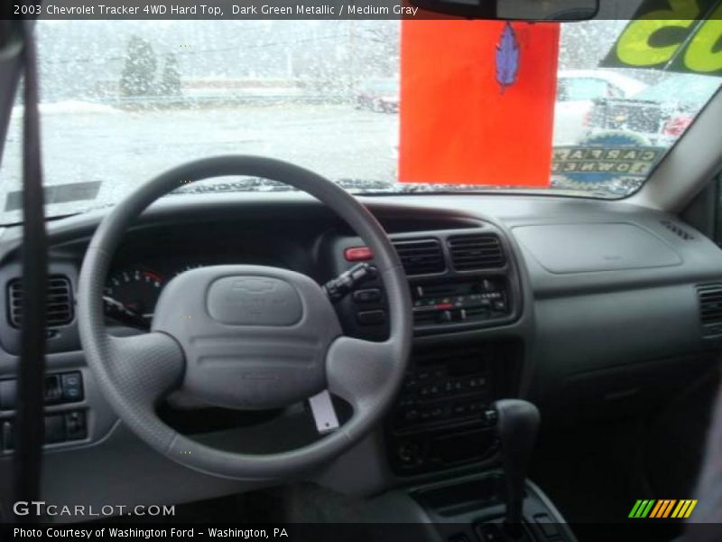 Dark Green Metallic / Medium Gray 2003 Chevrolet Tracker 4WD Hard Top