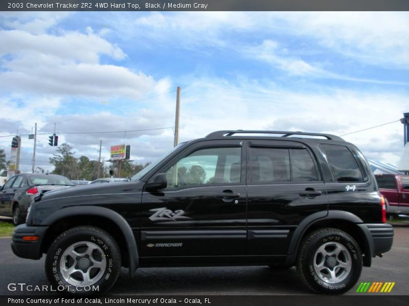 Black / Medium Gray 2003 Chevrolet Tracker ZR2 4WD Hard Top