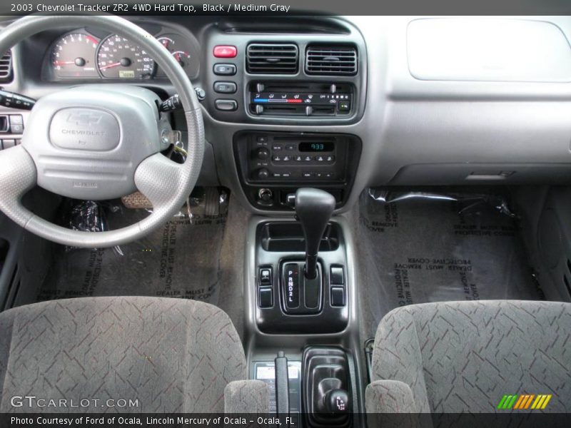 Black / Medium Gray 2003 Chevrolet Tracker ZR2 4WD Hard Top