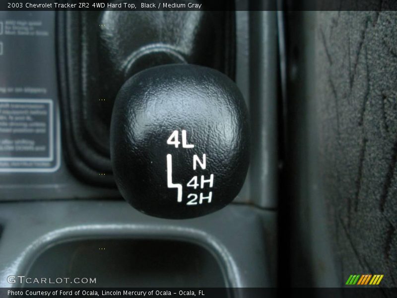Black / Medium Gray 2003 Chevrolet Tracker ZR2 4WD Hard Top