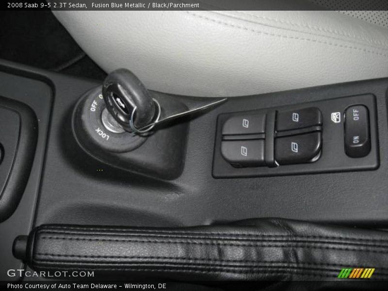 Fusion Blue Metallic / Black/Parchment 2008 Saab 9-5 2.3T Sedan