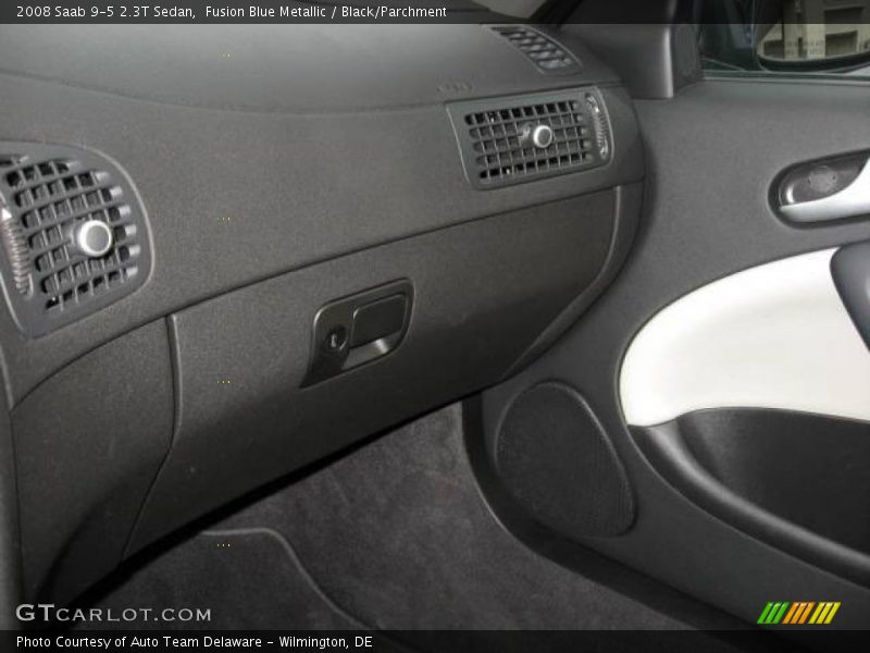 Fusion Blue Metallic / Black/Parchment 2008 Saab 9-5 2.3T Sedan