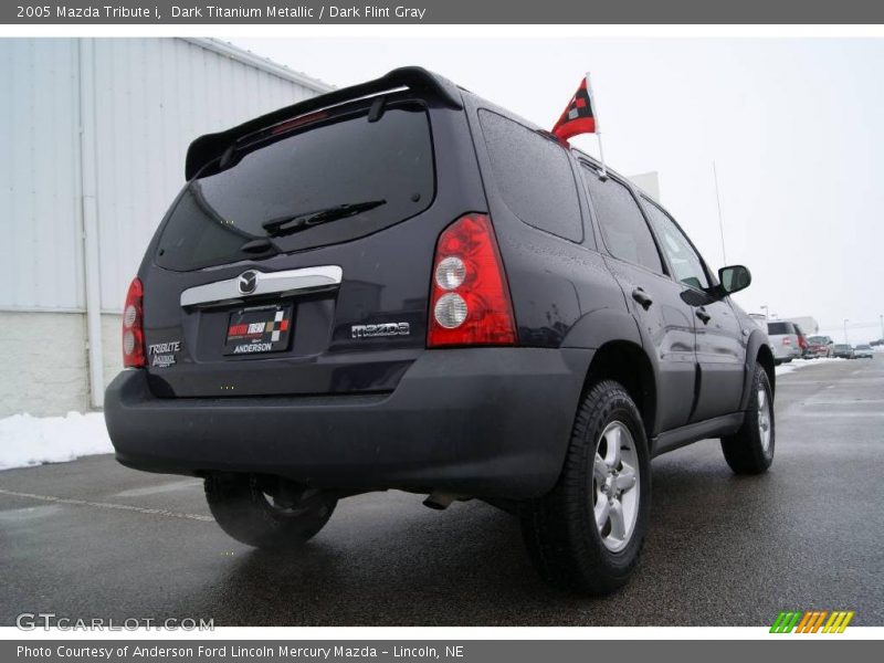 Dark Titanium Metallic / Dark Flint Gray 2005 Mazda Tribute i